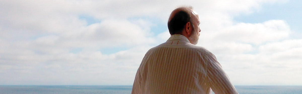 photo: Marlin Ouverson overlooking Pacific Ocean in Southern California (2013)